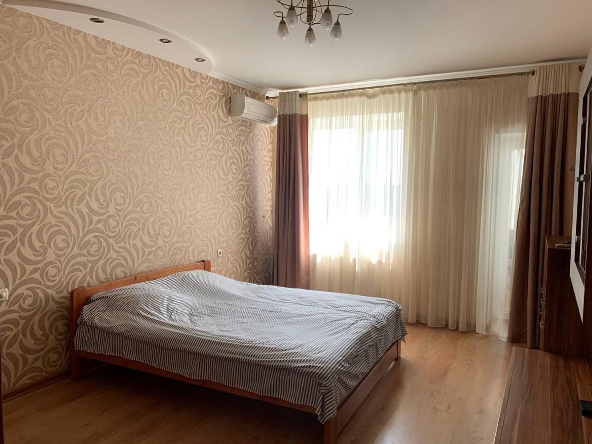 אודסה Apartments Staroportofrankovskaya & Pastera Street מראה חיצוני תמונה