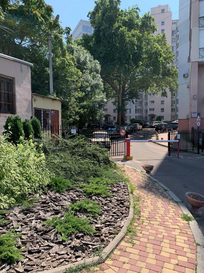 אודסה Apartments Staroportofrankovskaya & Pastera Street מראה חיצוני תמונה