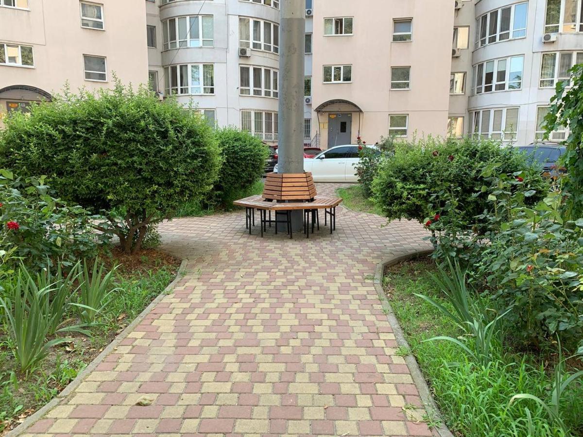 אודסה Apartments Staroportofrankovskaya & Pastera Street מראה חיצוני תמונה